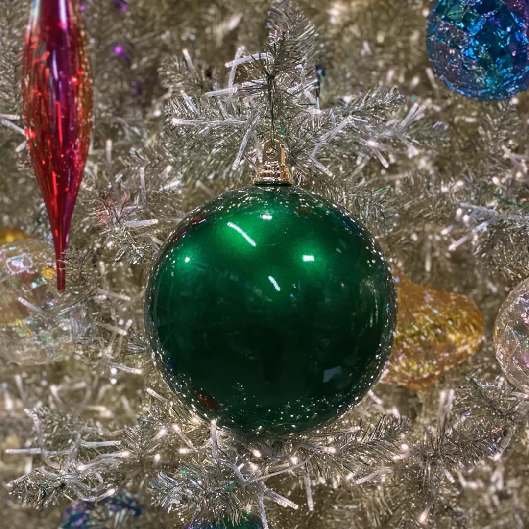 Farrisilk Ball Ornaments-Emerald Green Shiny Ball Ornament, 4"