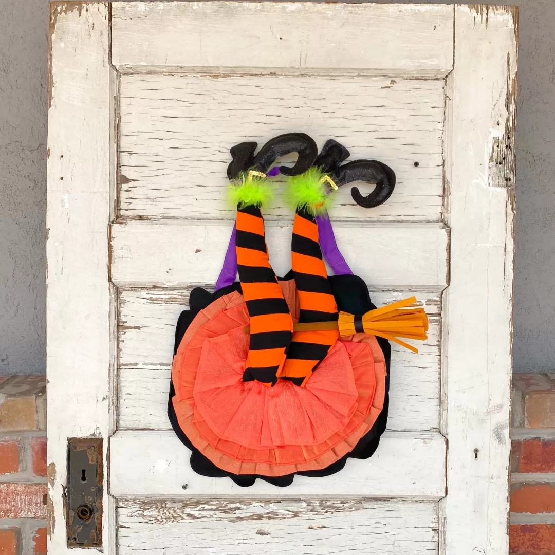 Evergreen Halloween Wall Decor-Welcome My Pretties Door Hanger